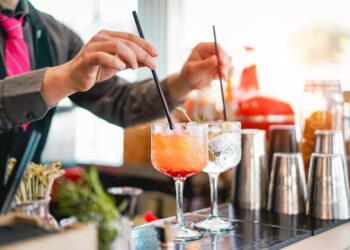 Customizing Your Beverage Experience With Bar Services