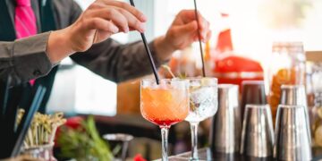 Customizing Your Beverage Experience With Bar Services