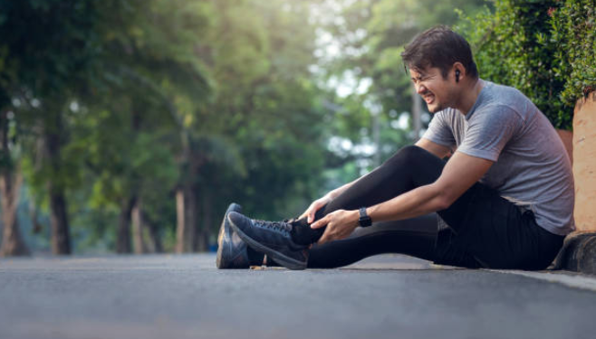 When Achilles Pain Becomes More Than Just a Strain: Signs You May Need Specialist Help