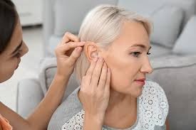 Recognizing the Early Signs of Hearing Loss and Knowing When to Seek Professional Care