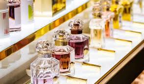 How B2B Digital Platforms Are Redefining the Distribution of Branded Perfumes in Europe