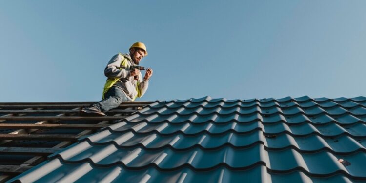 How to Choose the Right Roof for Your Home: A Guide for Homeowners