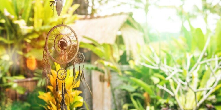 Elegant Outdoor Accents