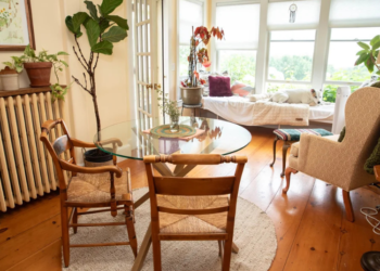 What Are the Benefits of Attending a Wellness Retreat?