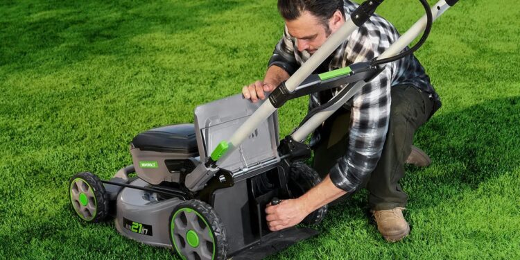 What Makes a 60V Battery Ideal for High-Power Outdoor Tools