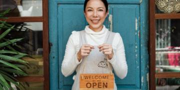 How Small Businesses Can Compete with Big Brands Online